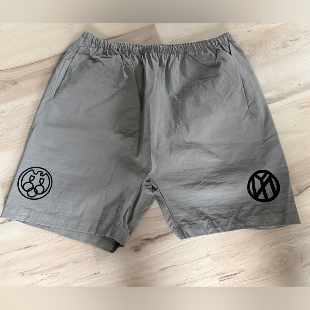 Yeezy Men's Gray Logo Athletic Shorts - Elastic Waist